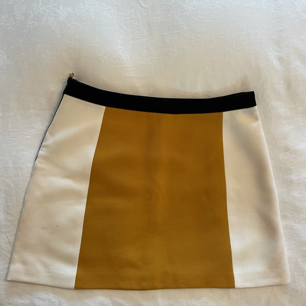 Zara - mustard and off white  mini skirt - medium